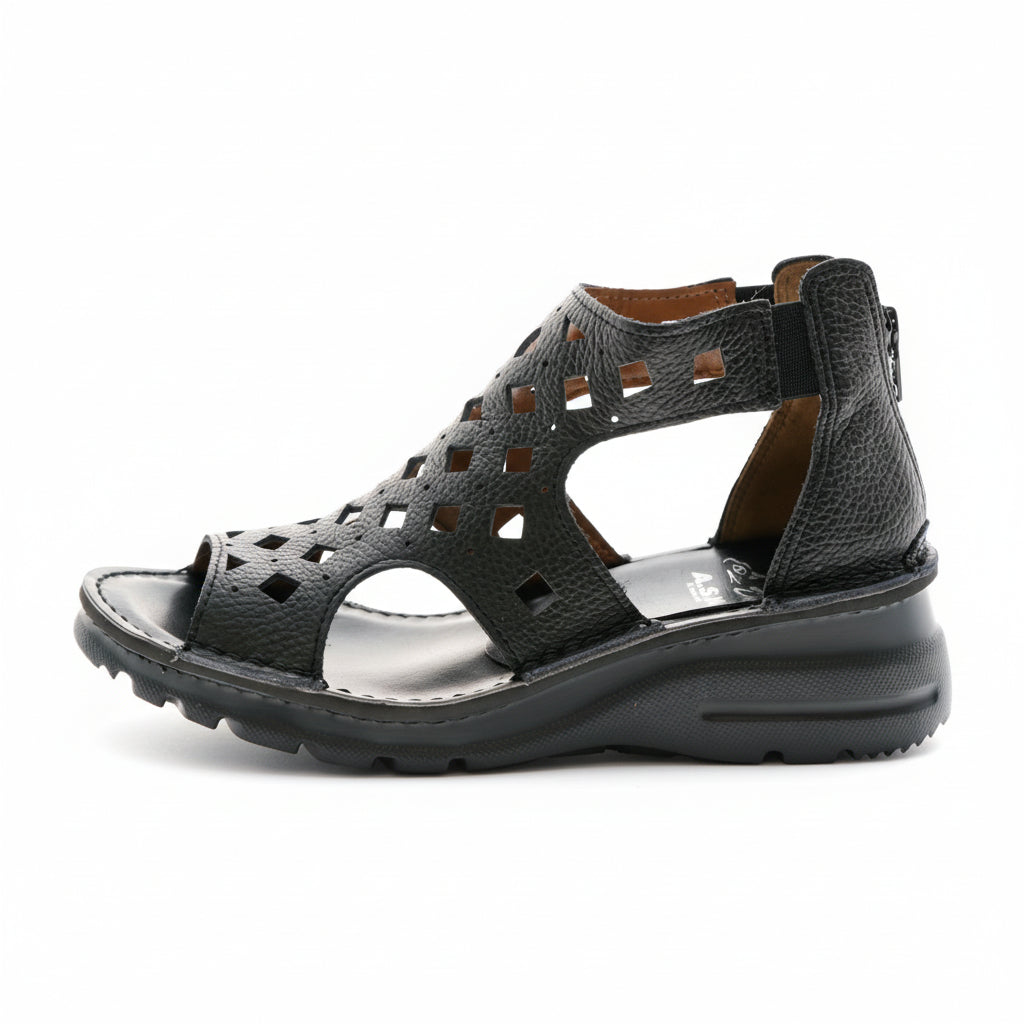 外反母趾／旅行に最適　ダイヤパンチブーツサンダル【0105】