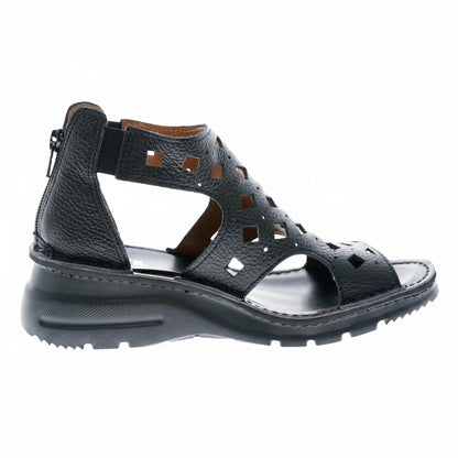 0105 ダイヤパンチブーツサンダル 外反母趾／旅行に最適