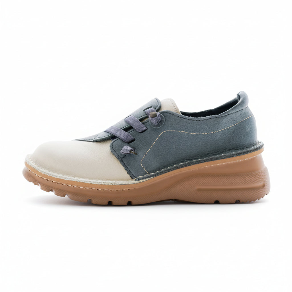 毎日のお出掛けに／幅広甲高　バイカラーコンフォートシューズ【0118】