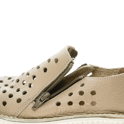 7103 ダブルファスナーパンチングシューズ 外反母趾／毎日の普段履きに